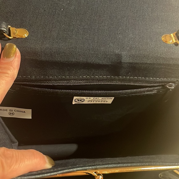 VINTAGE CROSSBODY - Picture 4 of 9